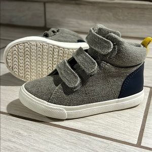 Cat & Jack Velcro strap Size 8C